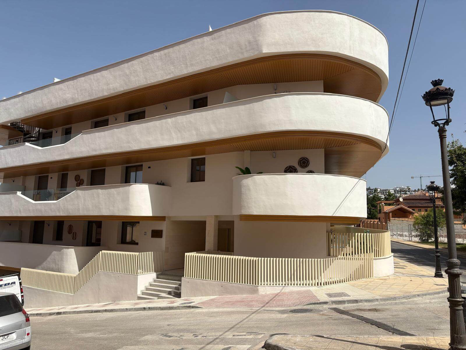 Nieuwbouw duplex penthouse met privézwembad, centrum Estepona