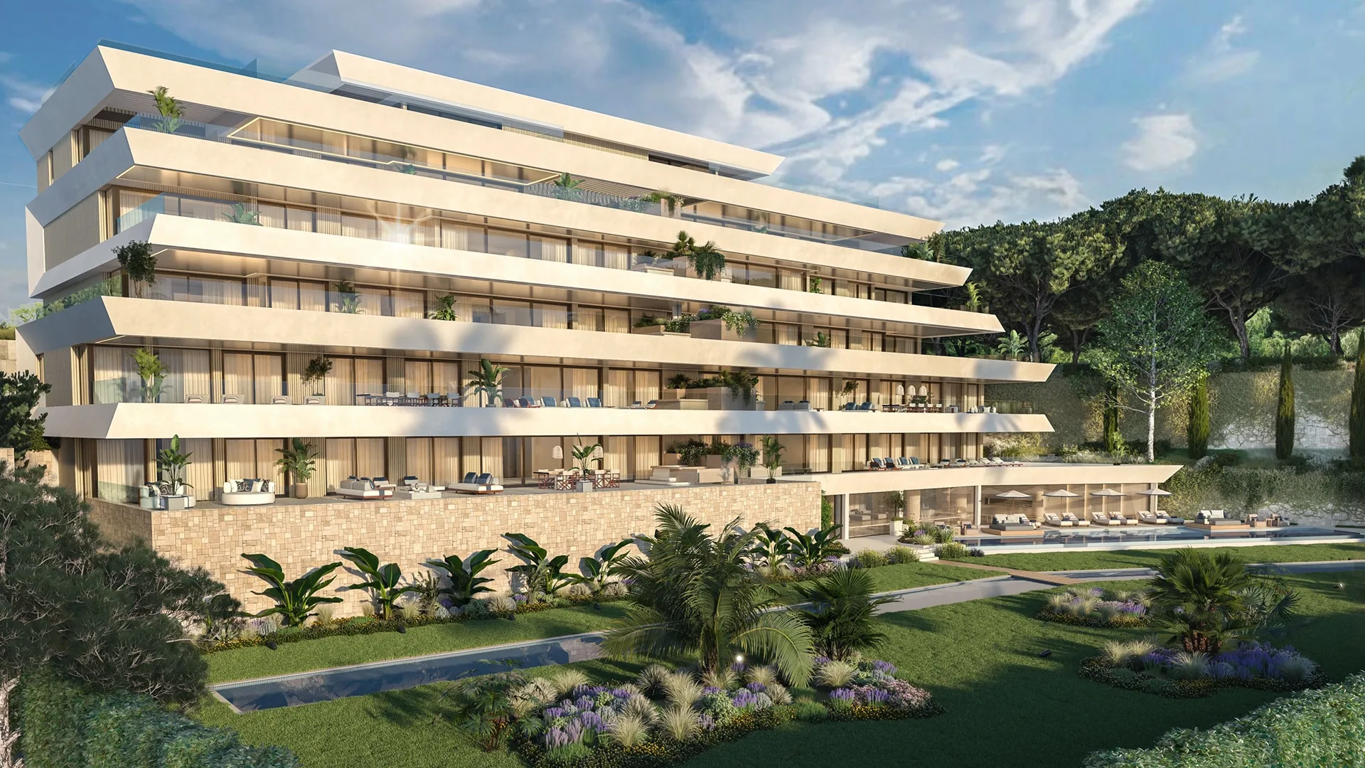 Biubay in Estepona: gebouw met zwembad en tuin