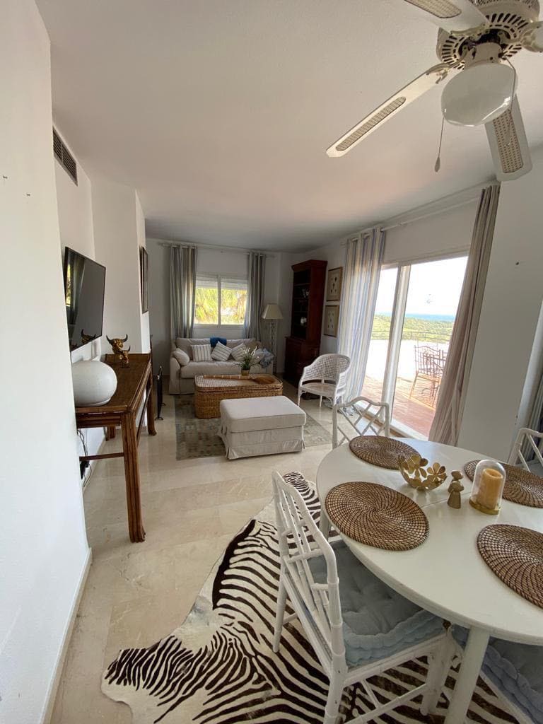 Terras van 54 m² bij het appartement in Estepona Golf